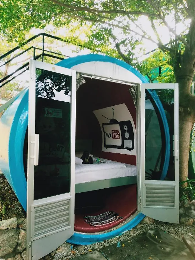 Tubotel Pantai Cenang  Hostel